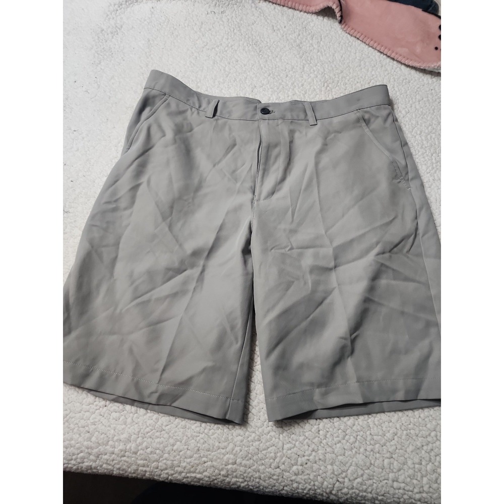 Izod golf‎ shorts